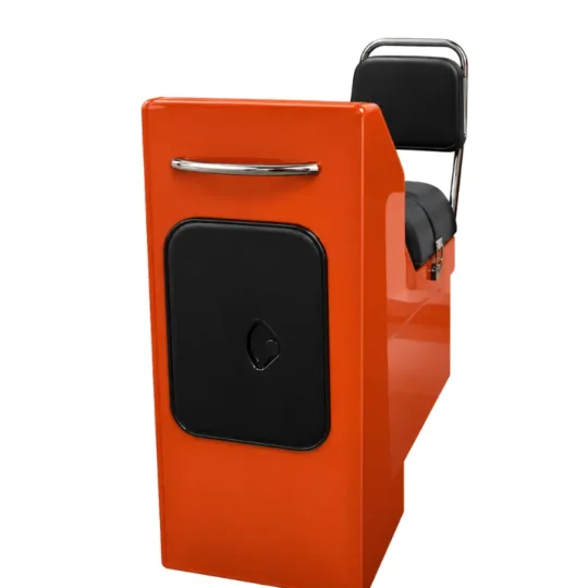 Consola Jockey Sailing para embarcaciones con respaldo acolchado y estructura en PRFV