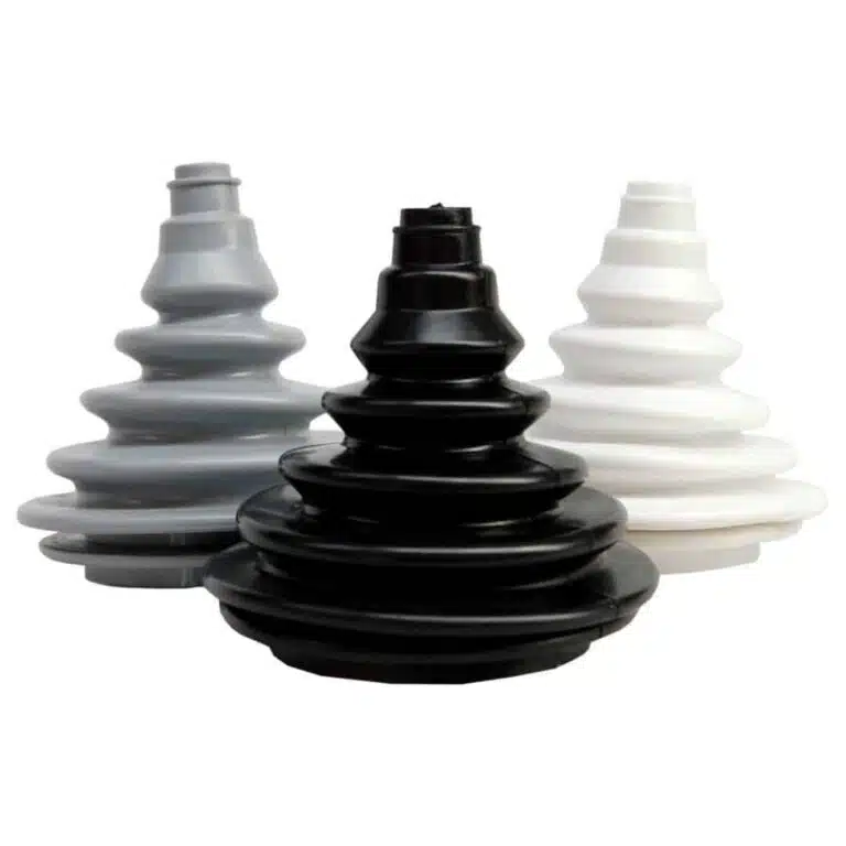 Fuelle pasacables cónico de PVC flexible para proteger cables y mangueras en embarcaciones.